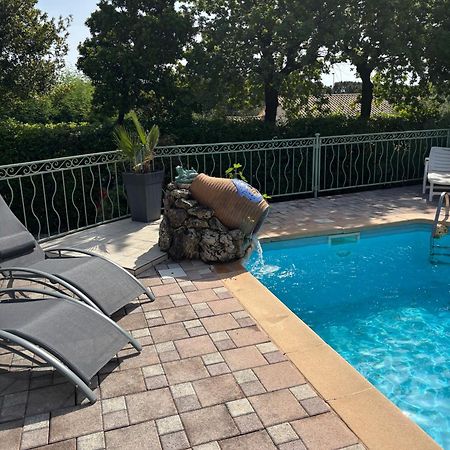 La Cigaliere 1 Charmant T1 Bis Avec Terrasse Dans Villa Sollies-Ville Exterior photo